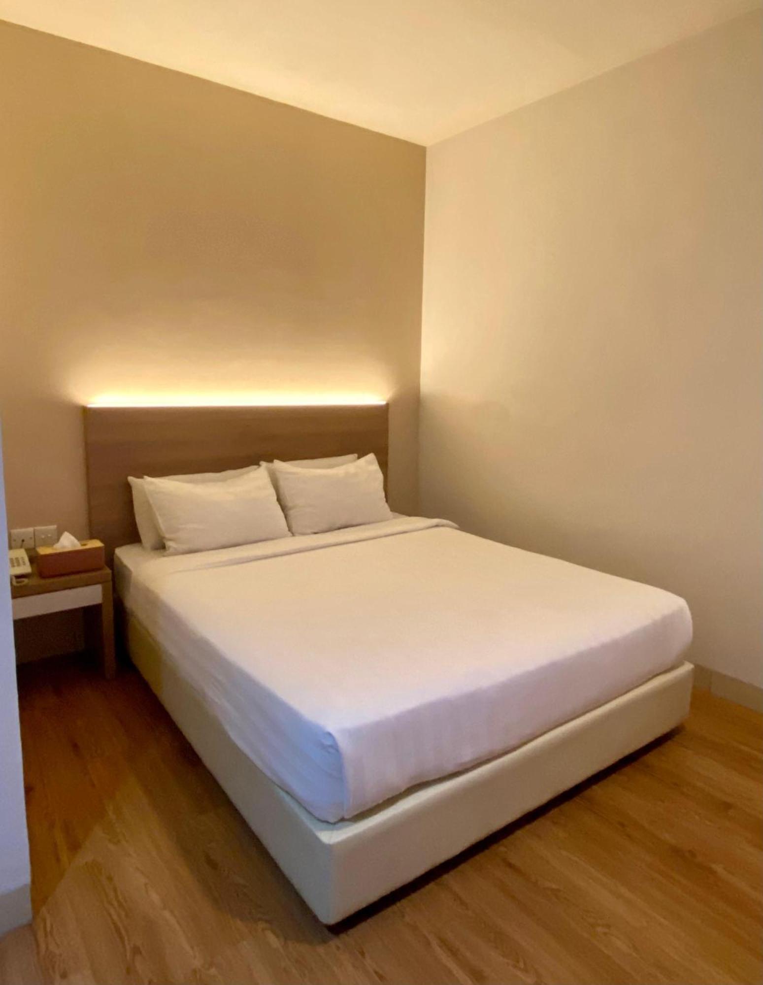 Lovina Inn - Nagoya Batam 외부 사진