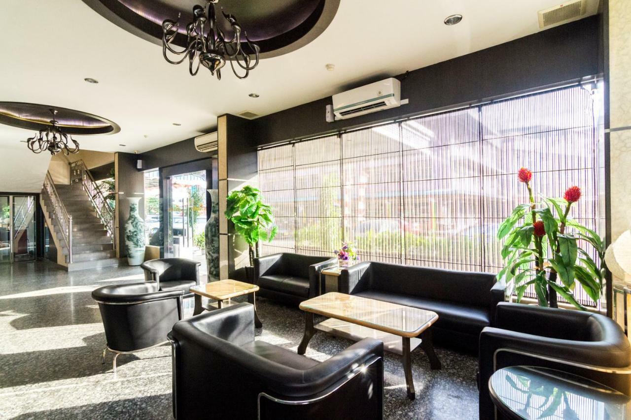 Lovina Inn - Nagoya Batam 외부 사진